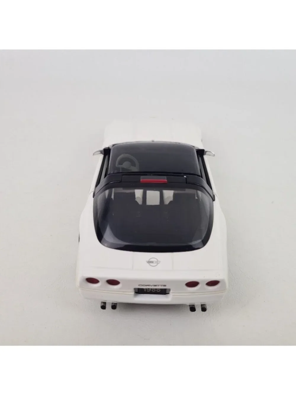 Franklin Mint Precision Models 1988 Chevrolet Corvette 1:24 Die Cast B11TY53